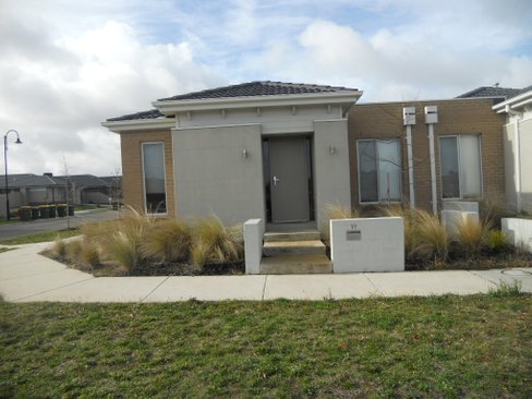 19 Bannister Street, ALFREDTON VIC 3350