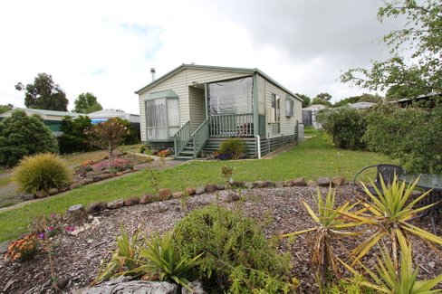 19 Burke Street, BEAUFORT VIC 3373