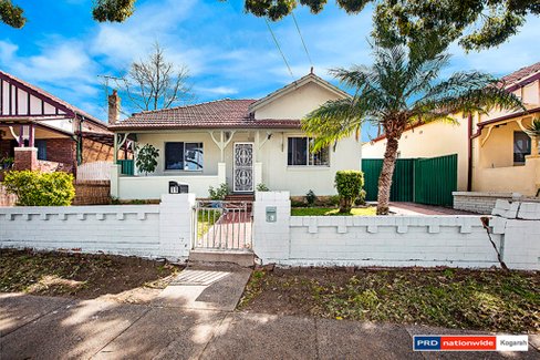 19 Colvin Avenue, CARLTON NSW 2218