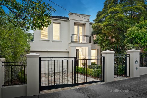 19 Edgecombe Street Kew 3101