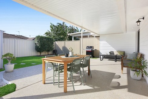 1/9 Elwood Court, BURLEIGH WATERS QLD 4220