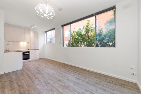 1/9 Flack Avenue, HILLSDALE NSW 2036