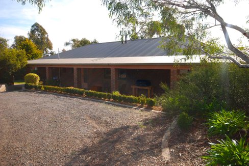 19 Goolabri Drive, SUTTON NSW 2620