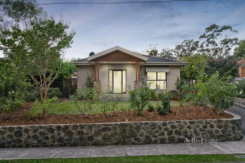 1 9 Graeme Avenue Montmorency 3094