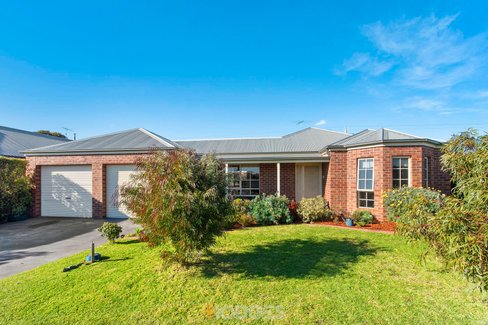 19 Greenleaf Drive Lara 3212