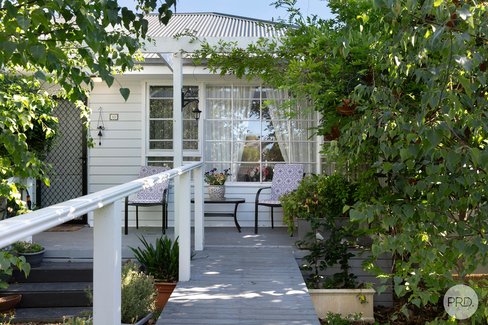 19 Hall Street, CRESWICK