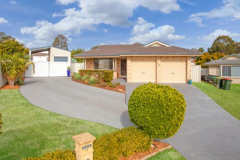 19 Holliday Close, RUTHERFORD NSW 2320