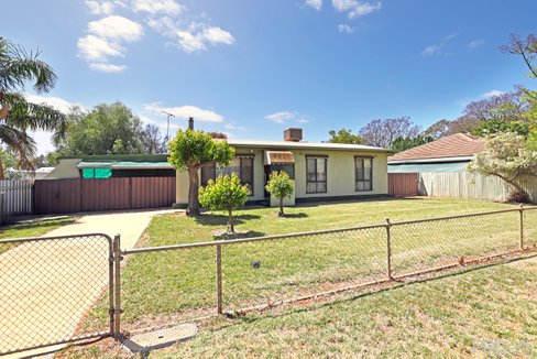 19 Hume Street, DARETON NSW 2717