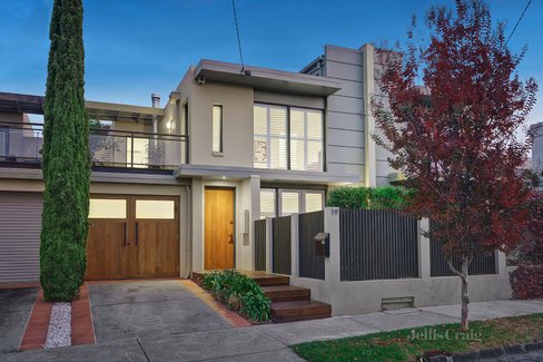 19 James Avenue Kew 3101