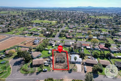 19 Kenny Drive, TAMWORTH NSW 2340