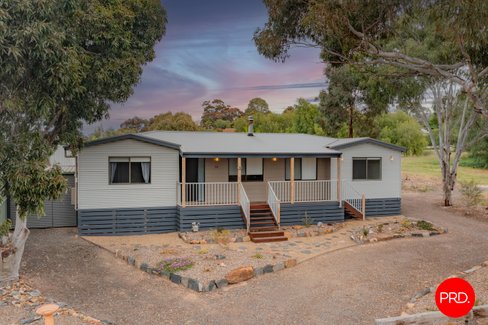 19 Knape Street, LONG GULLY VIC 3550