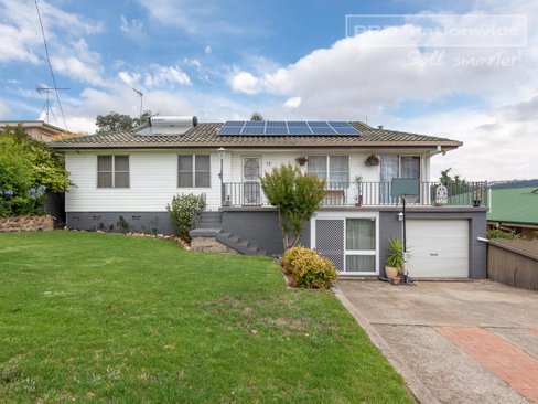 19 Lambie Street, TUMUT NSW 2720