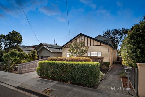 19 Lawry Street Northcote 3070