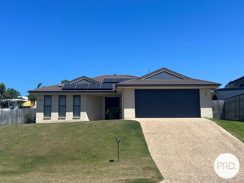 19 Lighthouse Drive, BOYNE ISLAND QLD 4680