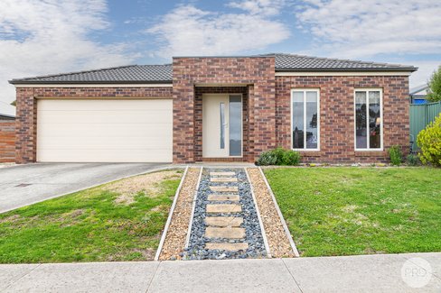 19 Middlin Street, BROWN HILL