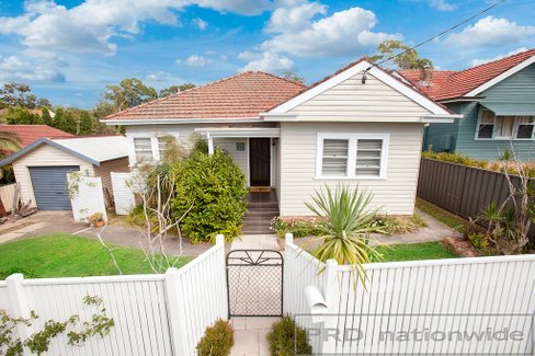 19 Murray Street, EAST MAITLAND NSW 2323