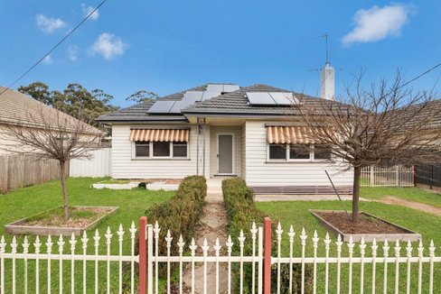 19 Olympic Parade, KANGAROO FLAT VIC 3555
