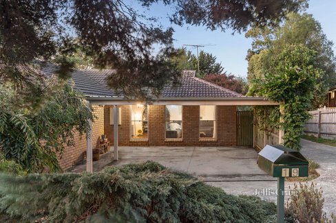 19 Roseman Road Chirnside Park 3116