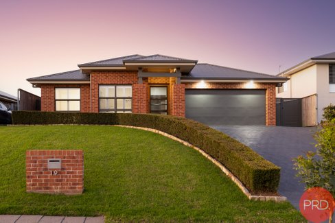 19 Vantage Court, BOLWARRA NSW 2320