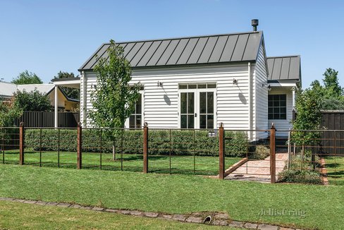 1/9 Ward Street Kyneton 3444