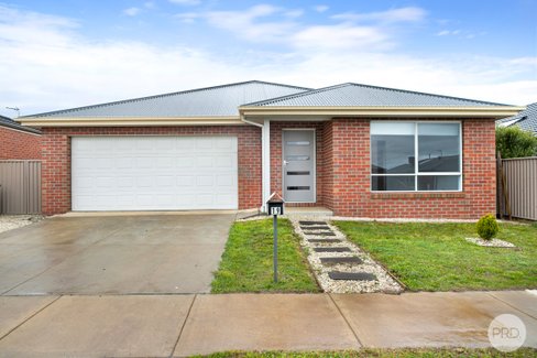 19 Wedge Tail Drive, WINTER VALLEY VIC 3358