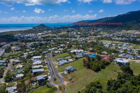 19 Whitehaven Crescent, CANNONVALE QLD 4802