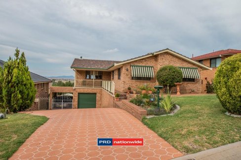 19 Woodbry Crescent, TAMWORTH NSW 2340