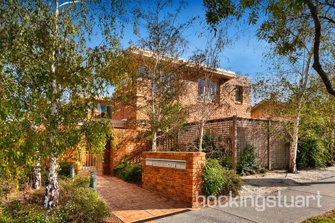 1 926 Canterbury Road Box Hill South 3128