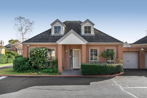 19 305 Canterbury Road Forest Hill 3131