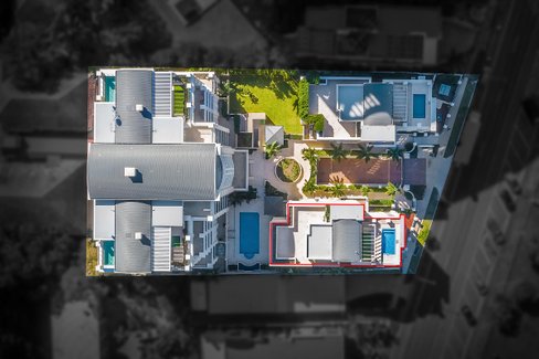 19/42-44 Brighton Parade, SOUTHPORT QLD 4215