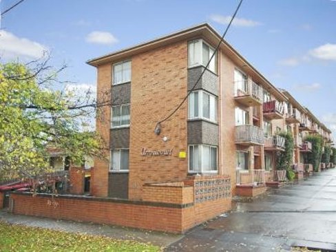 19 44 Fletcher Street Essendon 3040