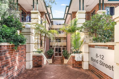 19/8-12 Bond Street, HURSTVILLE NSW 2220