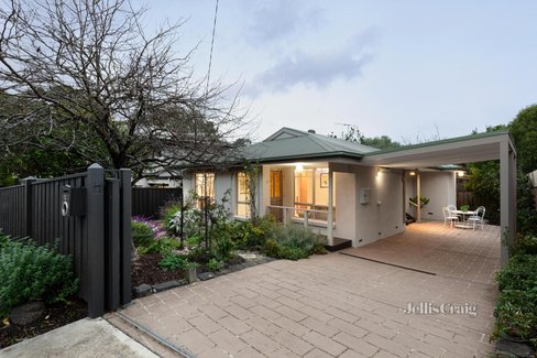 1A Glengarriff Crescent Montmorency 3094