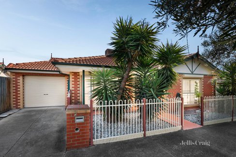 1A Jeavons Court Altona Meadows 3028