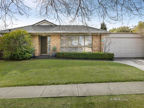 1A Philip Avenue Doncaster 3108