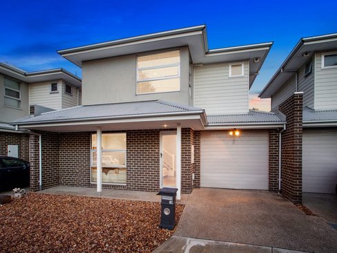 1B Acacia Court West Footscray 3012