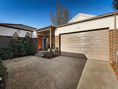 1b Cameron Road Box Hill North 3129