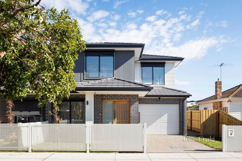 1B Epstein Street Reservoir 3073