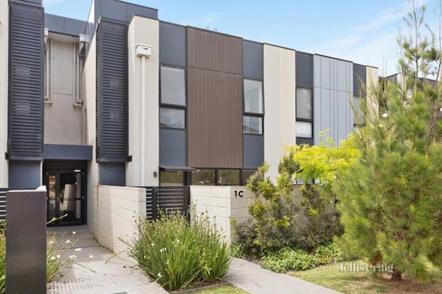 1C Henry Street Doncaster 3108