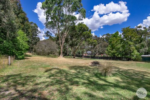 2-5 Swift Rise, BROWN HILL VIC 3350