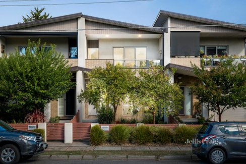 2 Adriana Close Mooroolbark 3138