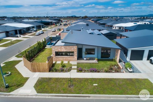 2 Armagh Street, ALFREDTON VIC 3350