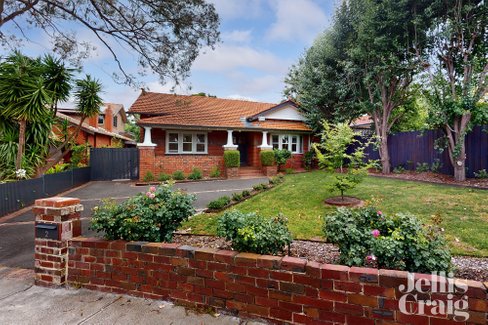 2 Aroha Crescent Camberwell 3124