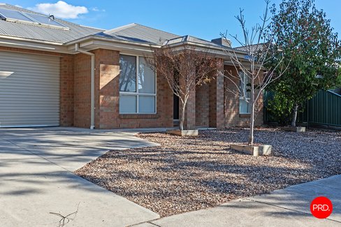 2 Arrawalli Avenue, ASCOT VIC 3551
