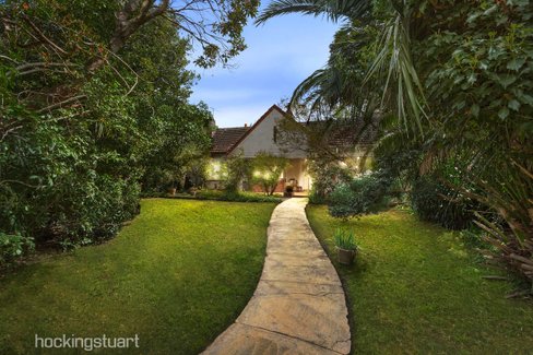 2 Beresford Street Mont Albert 3127