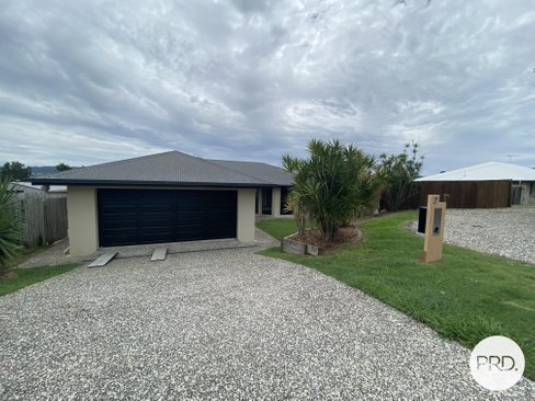 2 Birru Place, ROSEWOOD QLD 4340