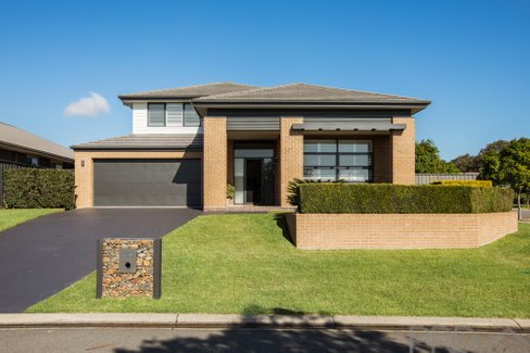 2 Bluestreak Way, CHISHOLM NSW 2322