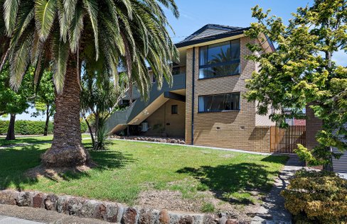 2 Bowen Road Lilydale 3140