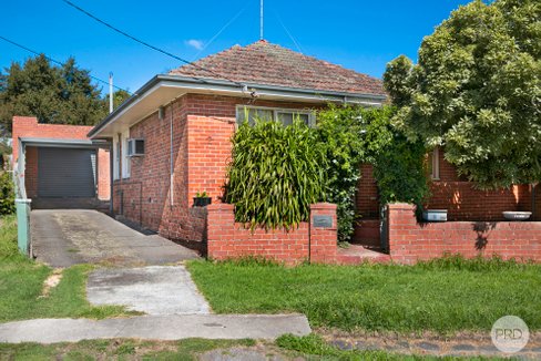 2 Boyle Street, GOLDEN POINT VIC 3350