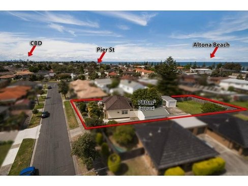 2 Bracken Grove Altona 3018
